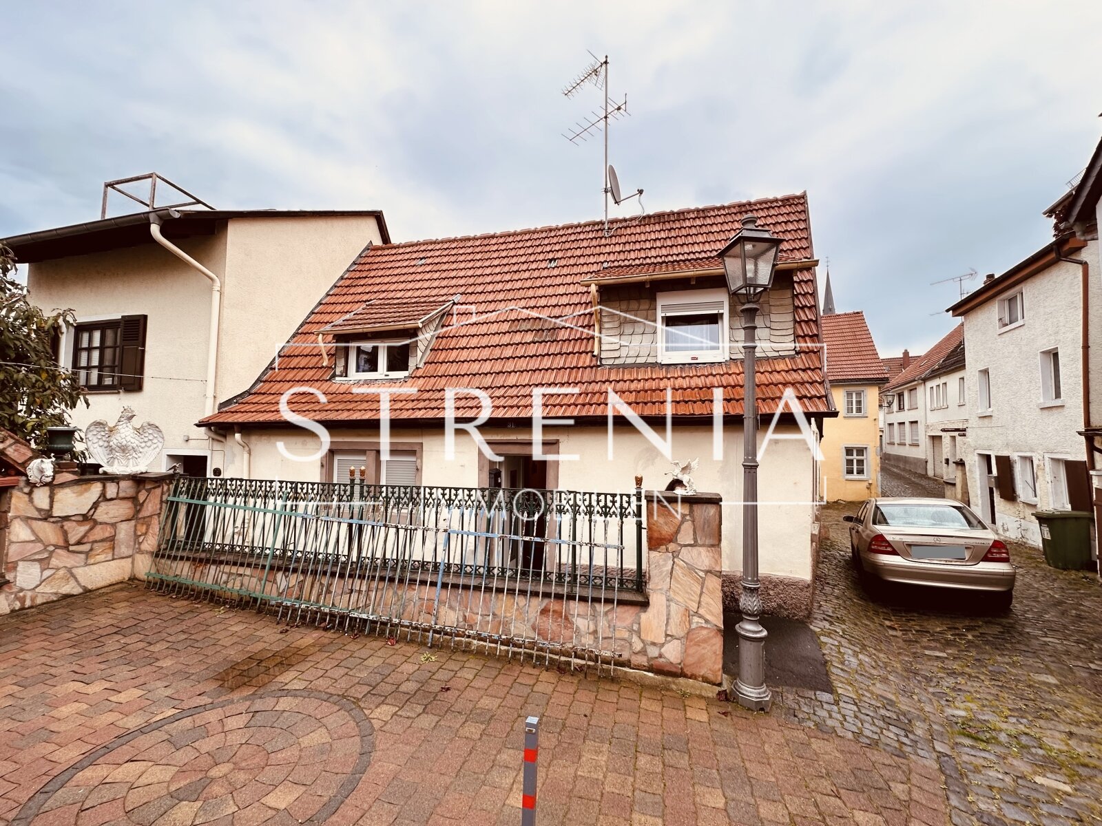 Bezugsfreies Einfamilienhaus im Zentrum von Alzey