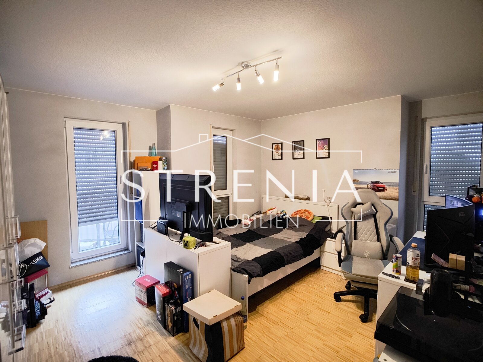 Großzügige 4-Zimmer-Wohnung mit 4 Balkonen und Carport-Stellplatz