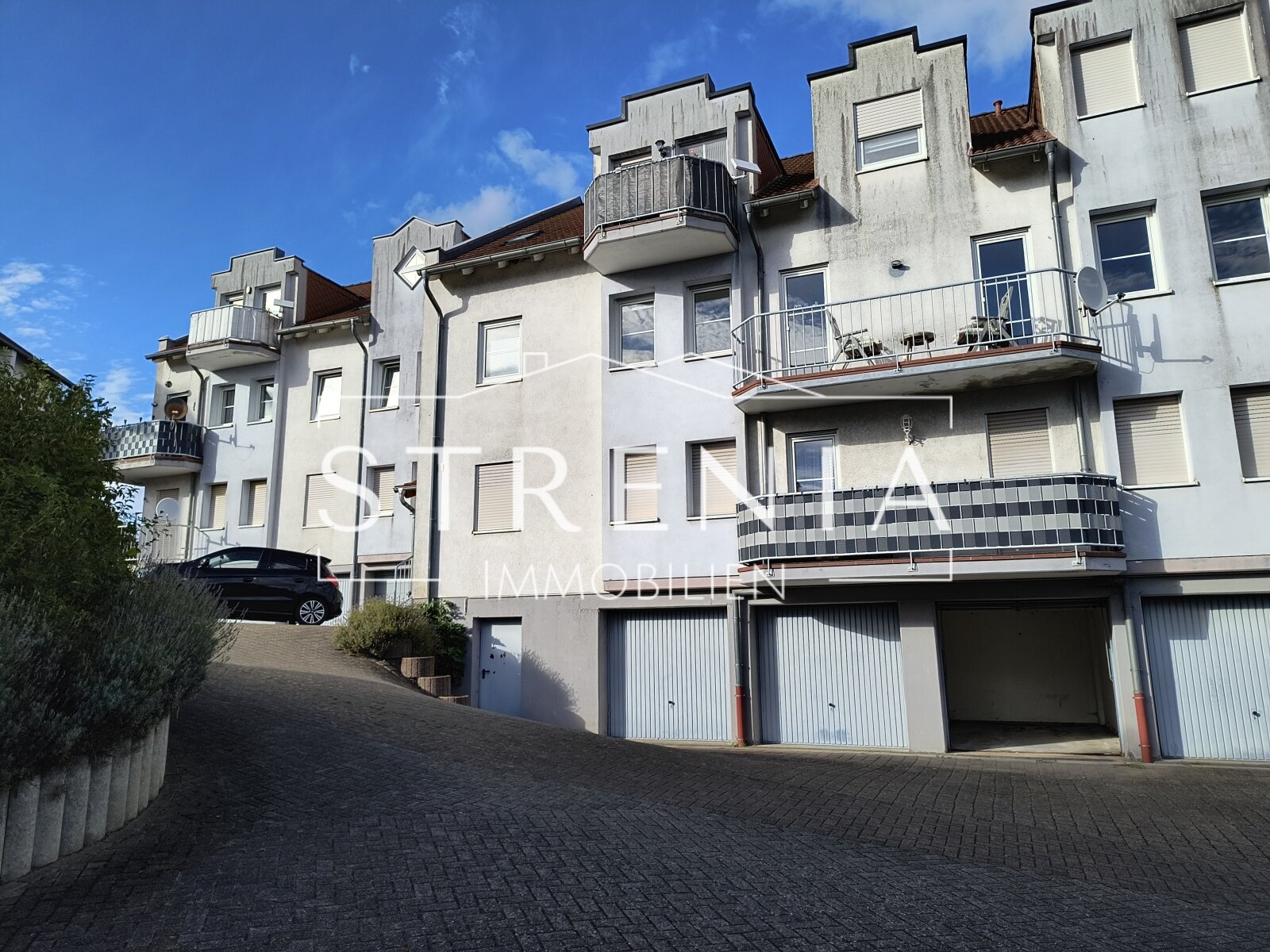 VERKAUFT! Helle 2-Zimmer-Wohnung mit Balkon und Stellplatz auf dem Kupferberg