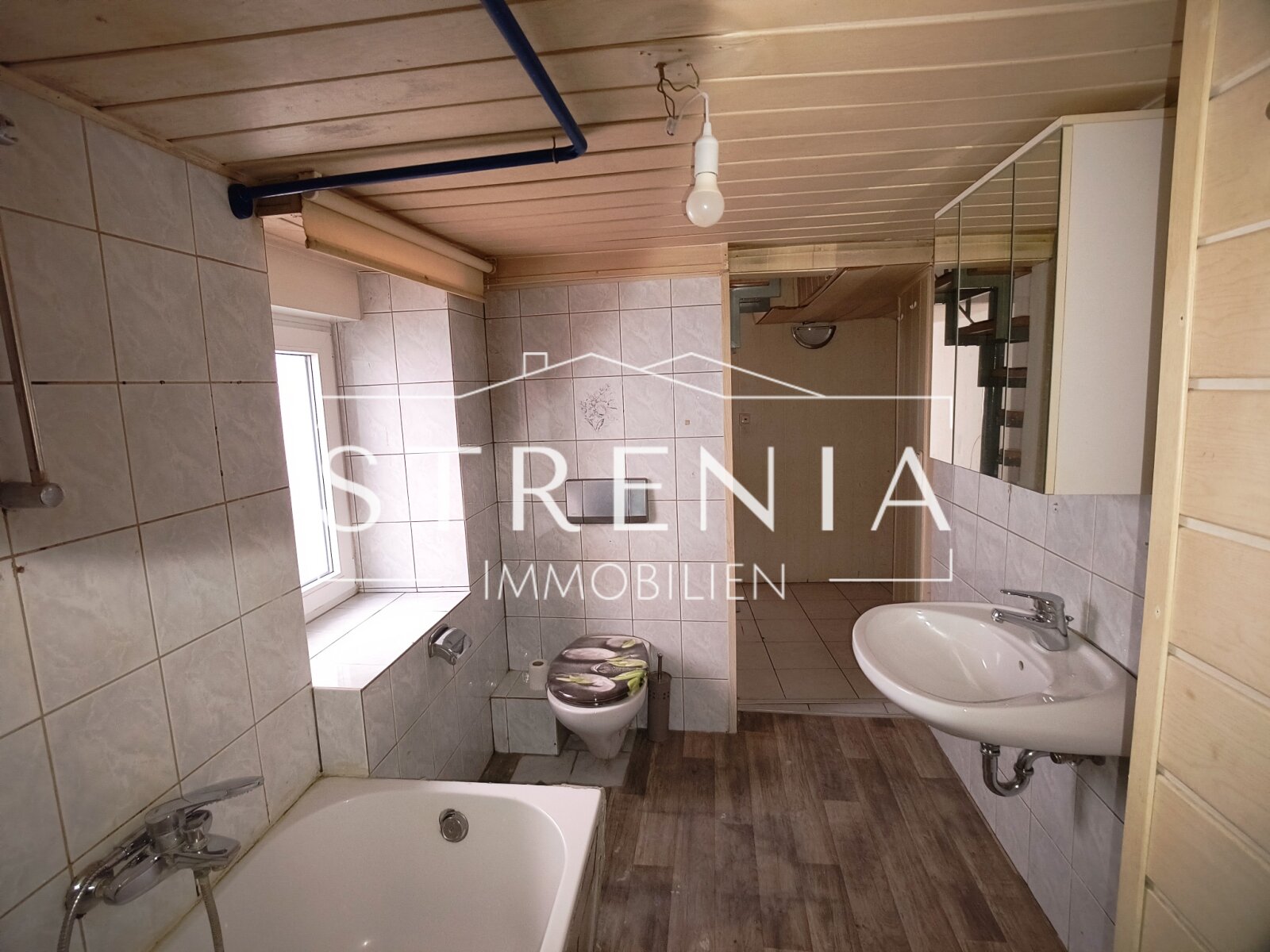 Bezugsfreies Einfamilienhaus im Zentrum von Alzey