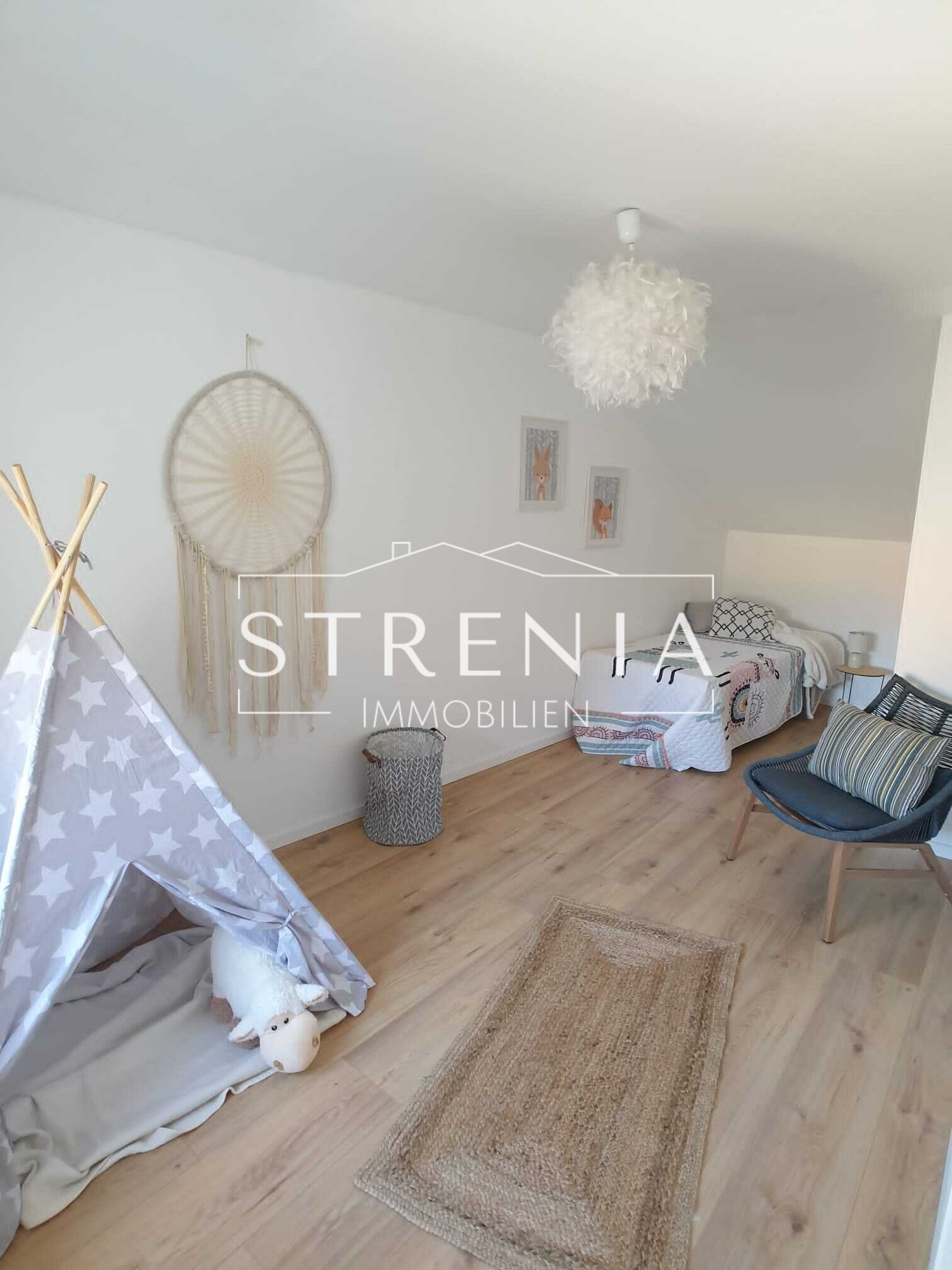 Einziehen und wohlfühlen - 5 Zimmer und 2 Bäder!
