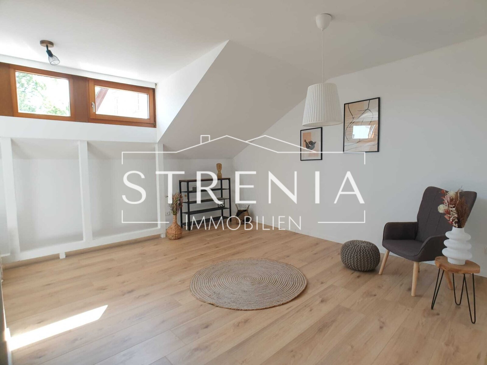 Einziehen und wohlfühlen - 5 Zimmer und 2 Bäder!