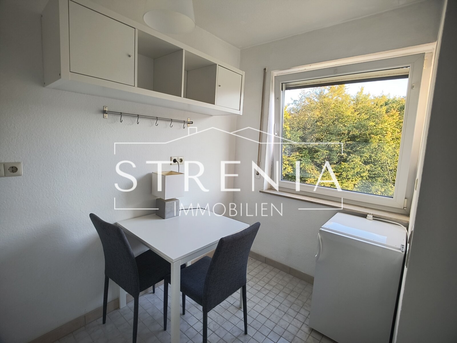 Mainz-Hechtsheim: Modernisiertes 1-Zimmer-Apartment mit Loggia und Tiefgaragenstellplatz Mainz-Hechtsheim: Modernisiertes 1-Zimmer-Apartment mit Loggia und Tiefgaragenstellplatz