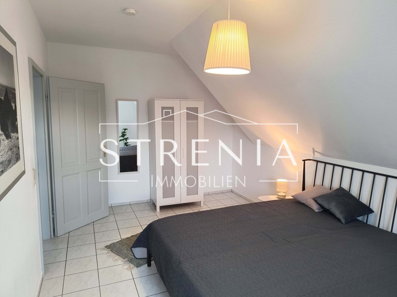 Schlafzimmer DG Schlafzimmer DG