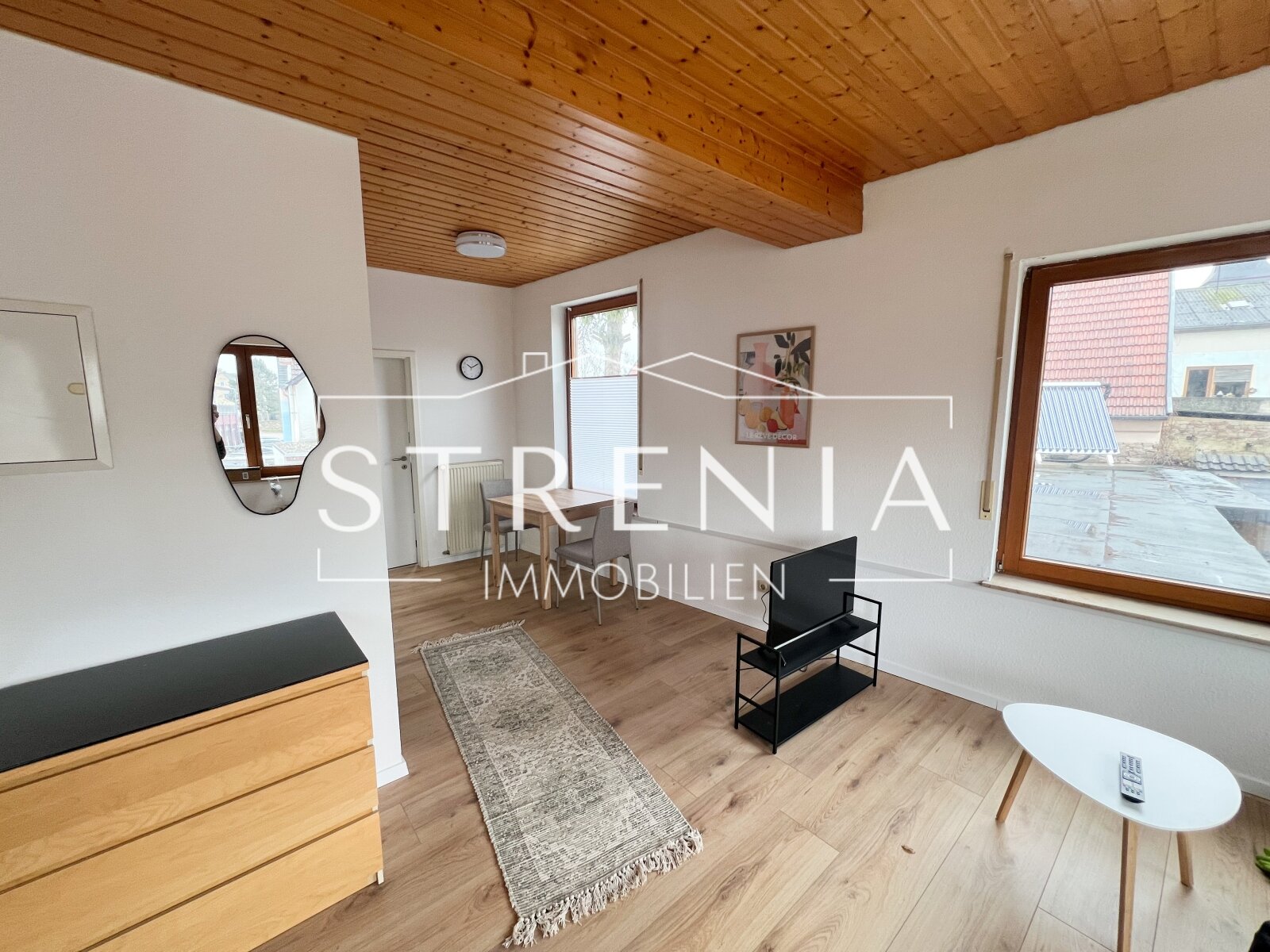 Wöllstein: Renovierte und vollmöblierte Wohnung | Wöllstein | Balkon | Stellplatz Wöllstein: Renovierte und vollmöblierte Wohnung | Wöllstein | Balkon | Stellplatz