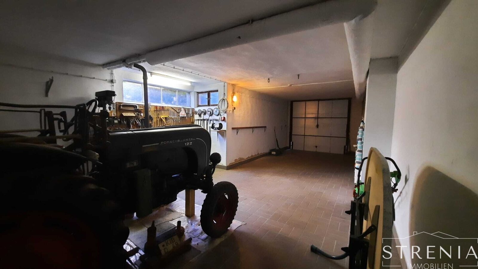 KG Garage KG Garage